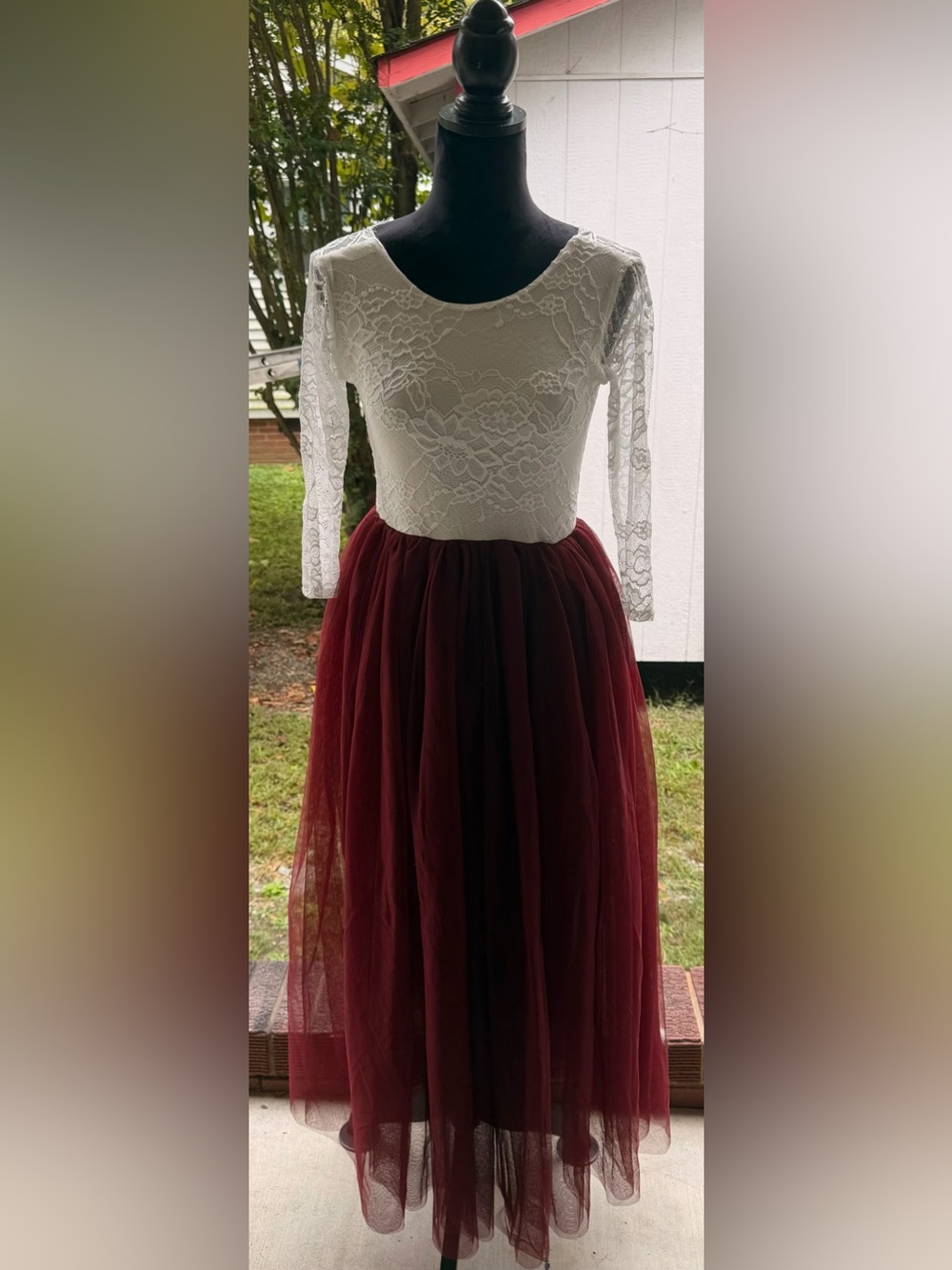 Lace Bodice Burgundy Tulle Skirt Women's Dress
